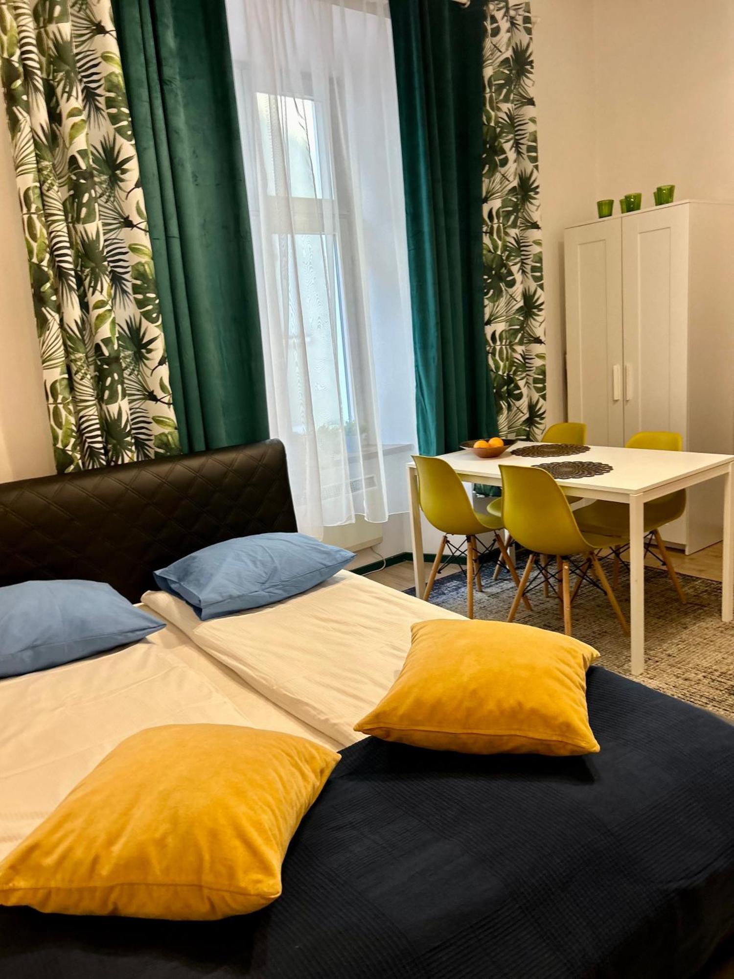 Vintage Senacka Apartaments Krakow Exterior photo